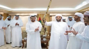 سباقات الهجن في الإمارات تعزز الارتباط بالتراث وتوثق الهوية الوطنية